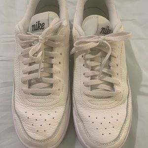 Women's Nike Court Vintage